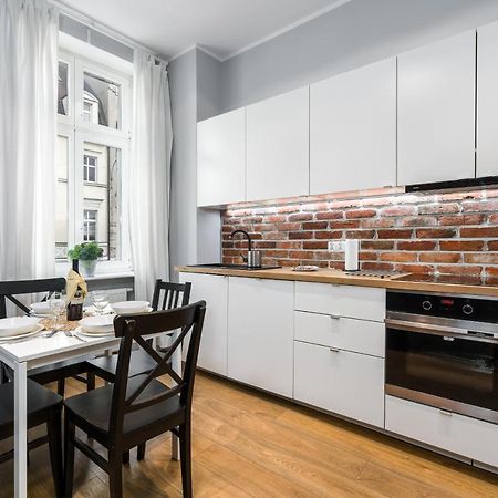 Old Town Apartment Garbary By Noclegi Renters Poznan Exterior photo