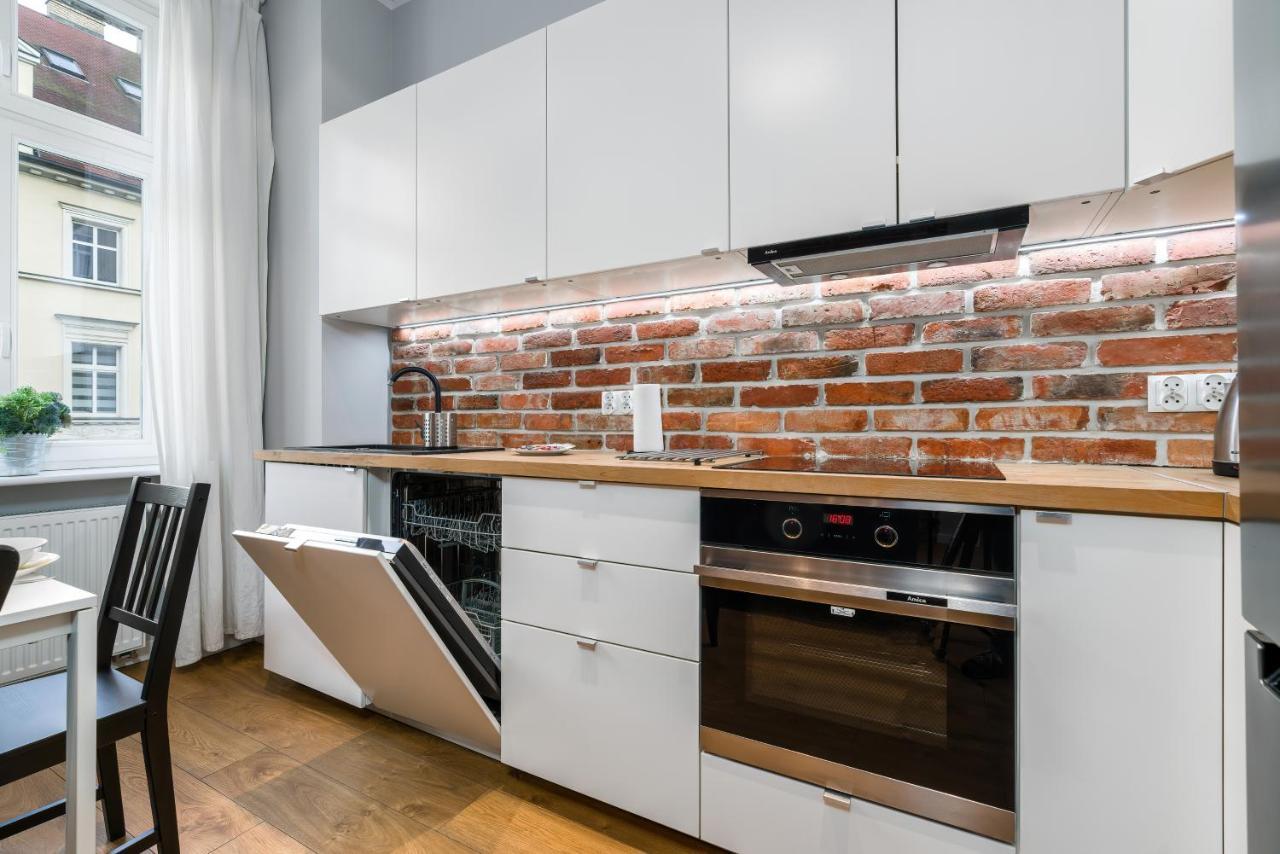 Old Town Apartment Garbary By Noclegi Renters Poznan Exterior photo