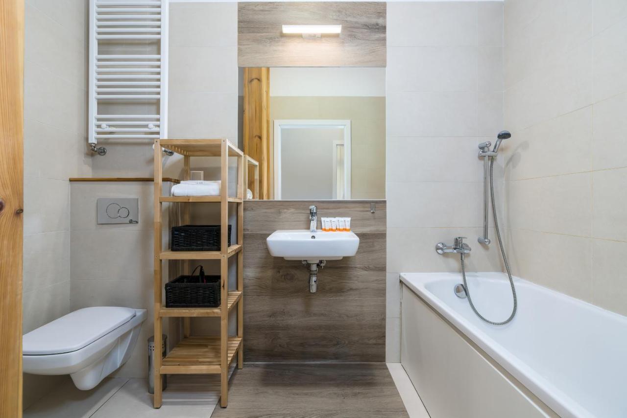 Old Town Apartment Garbary By Noclegi Renters Poznan Exterior photo